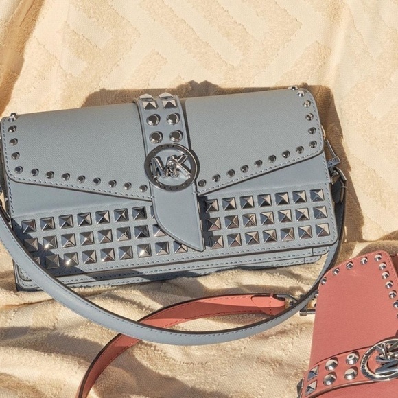 MICHAEL KORS 💙 Greenwich Medium Studded Saffiano Leather Shoulder Bag - Picture 14 of 14